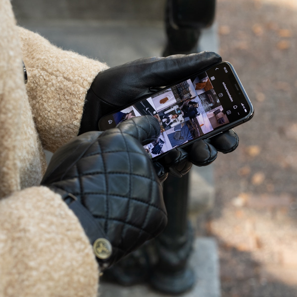 Smith (black) - sheepskin leather gloves with snap closure & touchscreen feature - Schwartz & von Halen - EU - 5