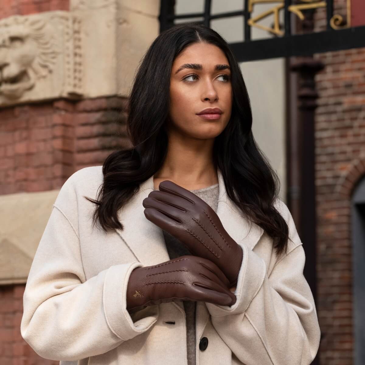 Alessandra (brown) - goatskin leather gloves with lambswool lining & touchscreen feature - Schwartz & von Halen - EU - 10