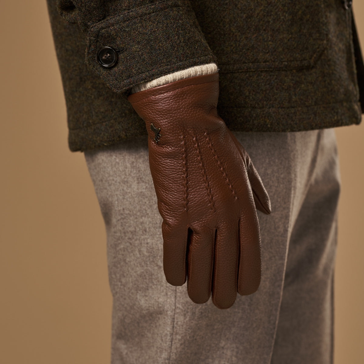 Columbus (brown) – luxurious deerskin (American deerskin) leather gloves with warm wool lining - Schwartz & von Halen - EU - 6