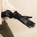 Emma - extra-long sheepskin leather gloves with wool/cashmere lining & touchscreen feature - Schwartz & von Halen - EU - 10