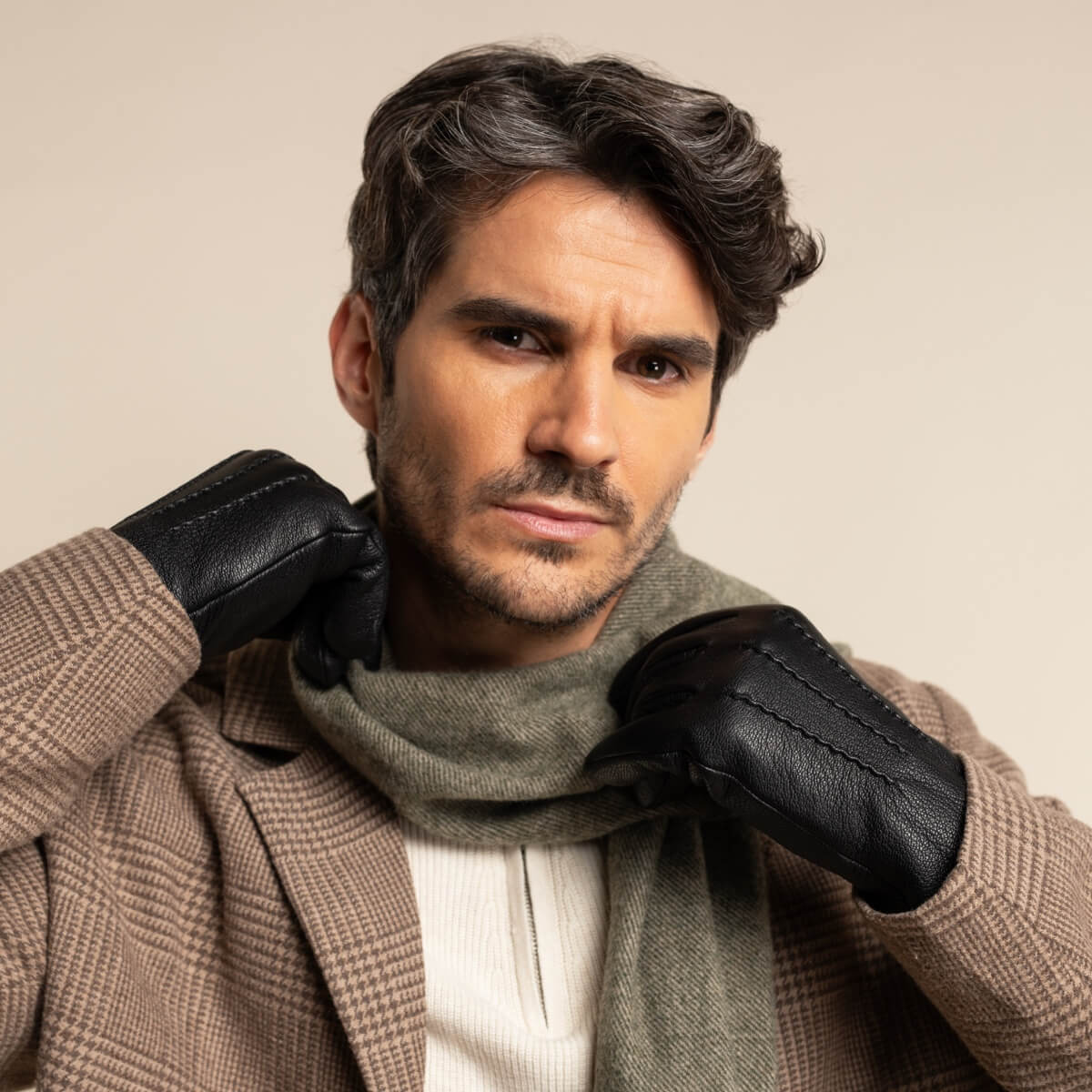 Jaxon (black) - goatskin leather gloves with luxurious faux fur lining & touchscreen feature - Schwartz & von Halen - EU - 7