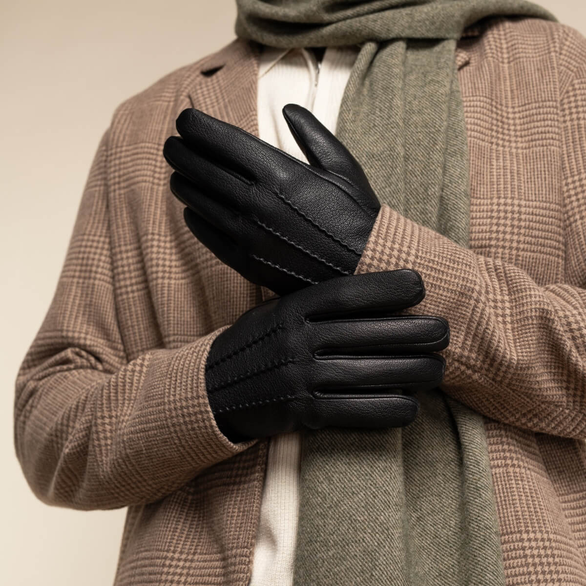 Jaxon (black) - goatskin leather gloves with luxurious faux fur lining & touchscreen feature - Schwartz & von Halen - EU - 14