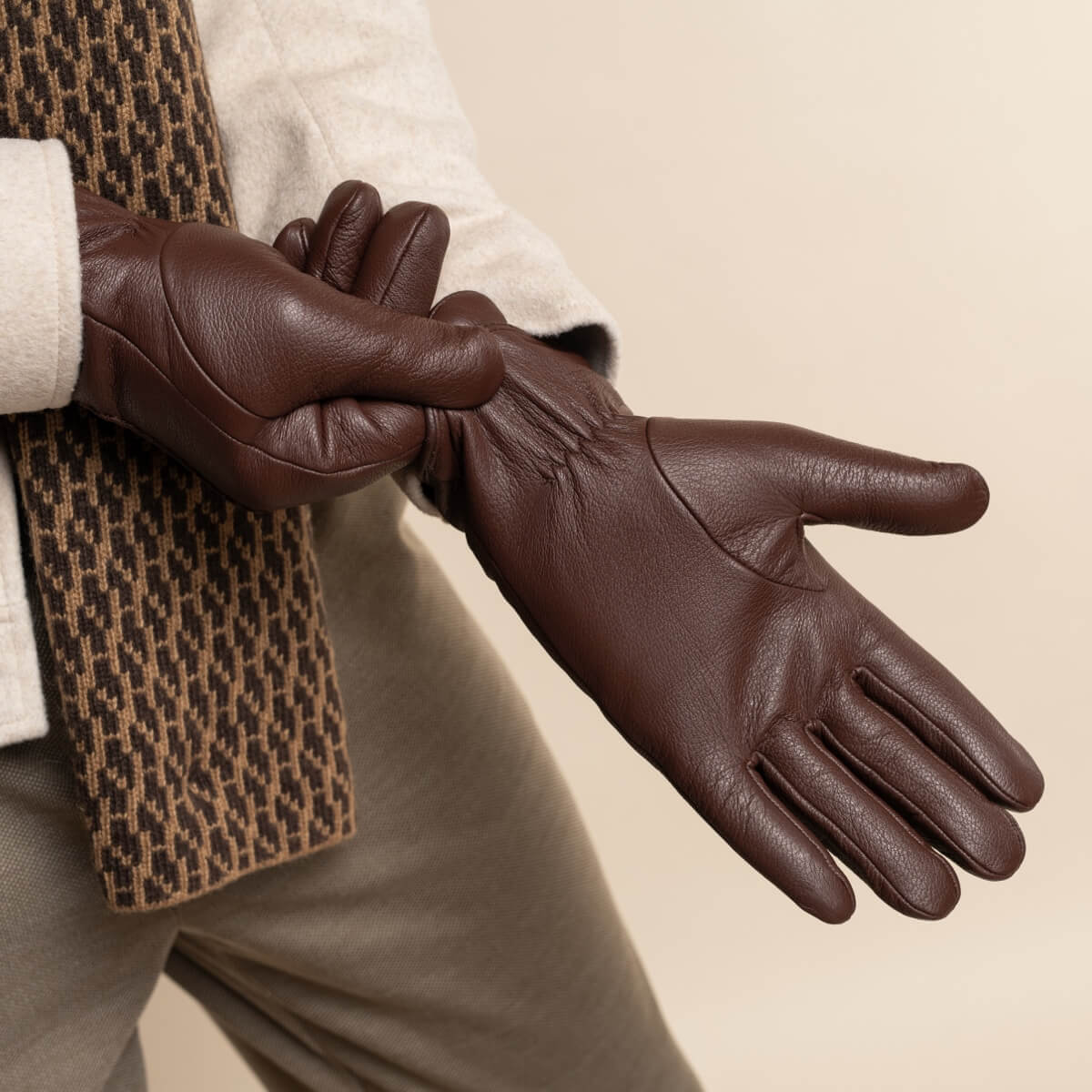 Jaxon (brown) - goatskin leather gloves with luxurious faux fur lining & touchscreen feature - Schwartz & von Halen - EU - 11