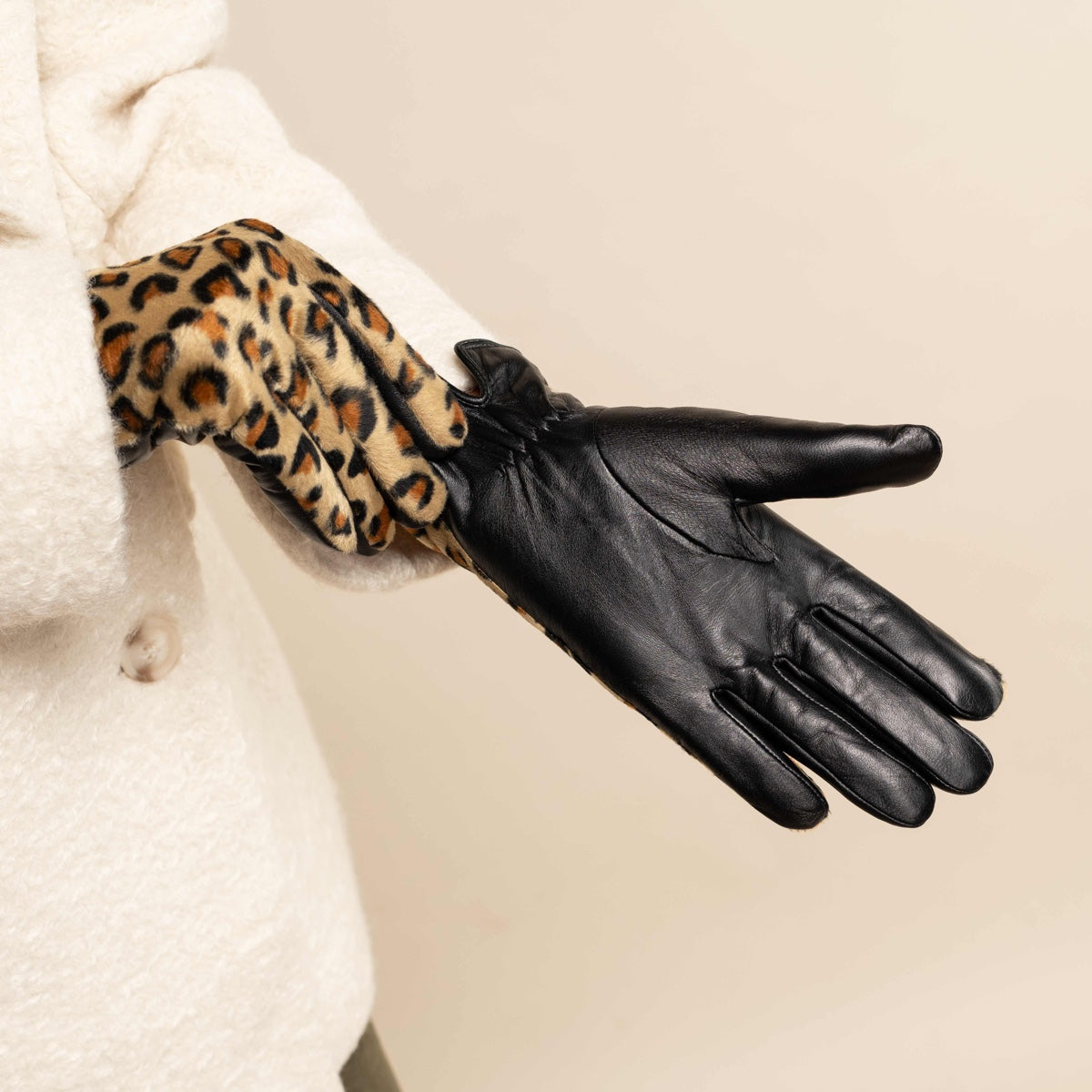 Leopard - sheep leather gloves with warm fleece lining & touchscreen feature - Schwartz & von Halen - EU - 12