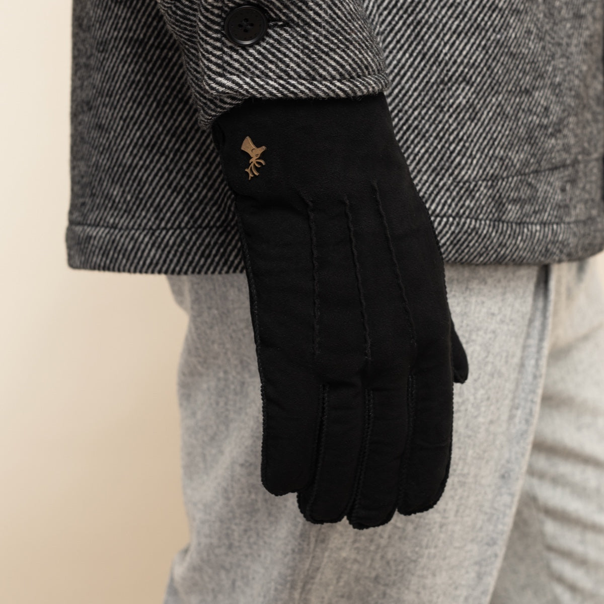 Matthew (black) - suede goatskin leather gloves with luxurious sheep fur lining - Schwartz & von Halen - EU - 6