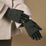 Riley (black) – Sheepskin leather gloves with knit cuff & touchscreen feature