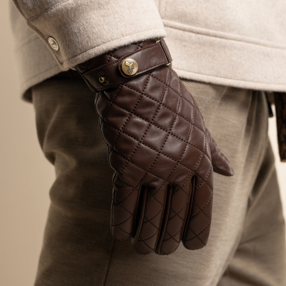 Smith (brown) - sheepskin leather gloves with snap closure & touchscreen feature - Schwartz & von Halen - EU - 8