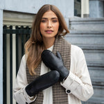 Mia – stylish leather mittens with luxurious lambswool lining & touchscreen feature - Schwartz & von Halen - EU - 5