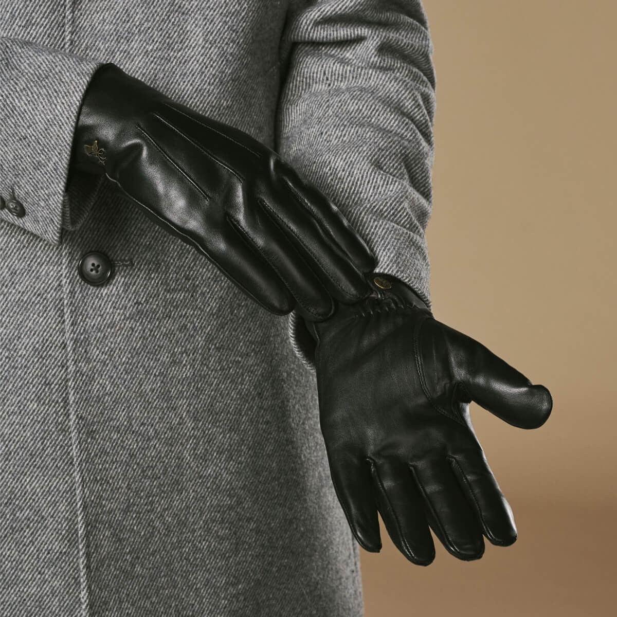 Alexander (black) - Men's lambskin leather gloves with luxurious rabbi Schwartz & von Halen Alexander (black) - Men's lambskin leather gloves with luxurious rabbi Schwartz & von Halen