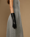 Rosemary Mid-forearm (noir) - Gants pour femme en cuir d’agneau avec doublure en soie & fonction tactile