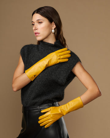 Rosemary Mid-forearm (jaune) - Gants pour femme en cuir d’agneau avec doublure en soie & fonction tactile